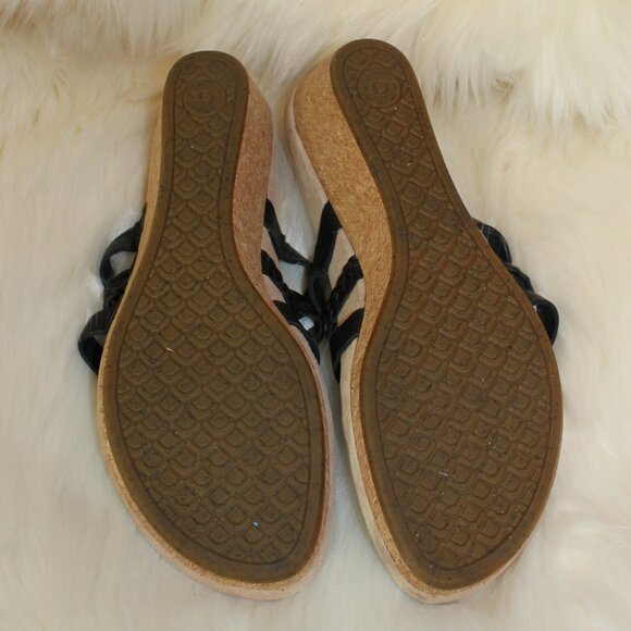 Ugg Australia   Maggie Black Strappy Leather Cork Wedge Sandals size 8 - Picture 2 of 9